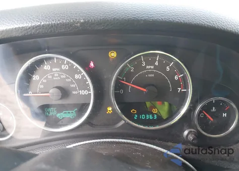 2011 Jeep Wrangler Unlimited Sahara z USA, uszkodzony, nr VIN 1J4HA5H19BL558161